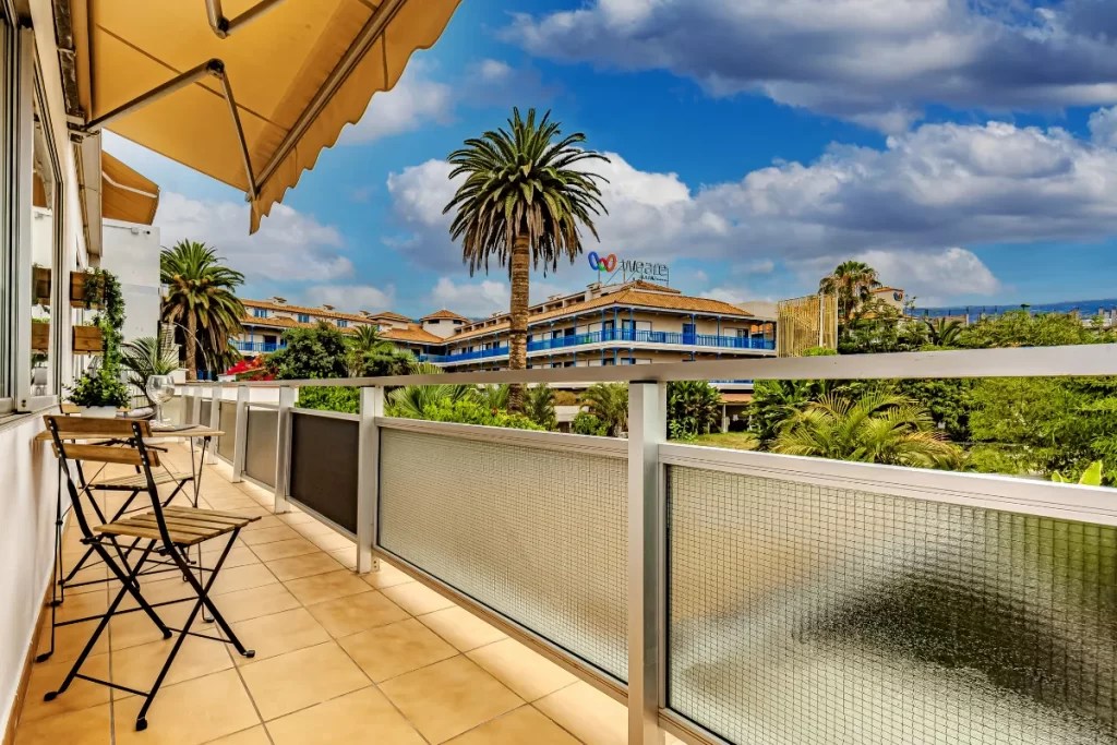 Apartment 2 - Balcón